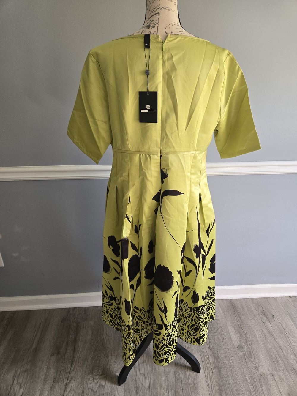 STYLEWE Lime Green Floral Midi Dress with Boat Neck - Picture 3 of 5